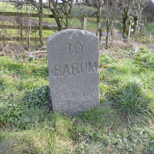 Milestone, Trimstone Cross, Bradwell, just N of crossroads