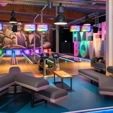 Hyperbowling