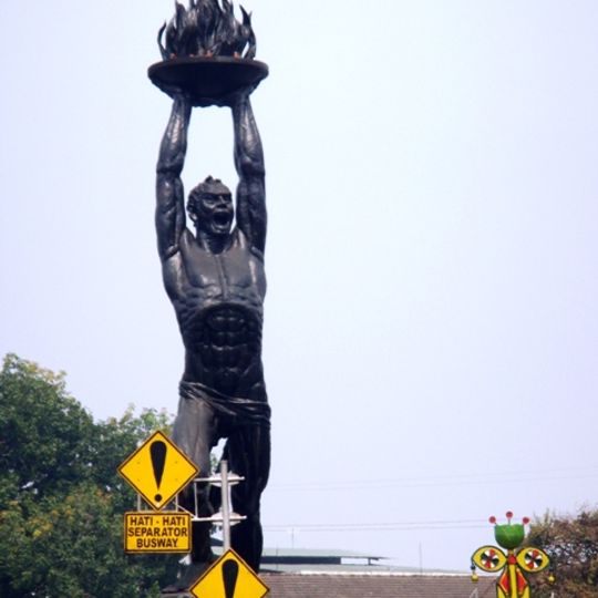 Patung Pemuda Membangun