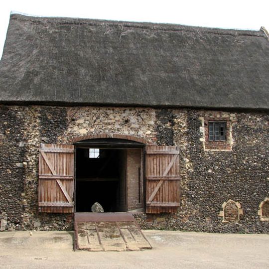 Former Western Range To Langley Abbey