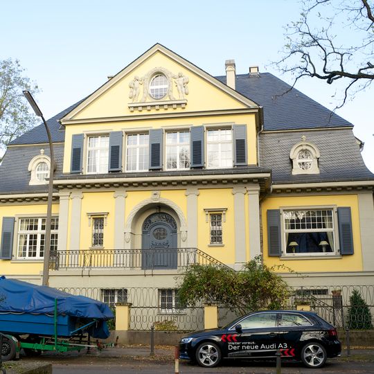 Kronprinzenstraße 2