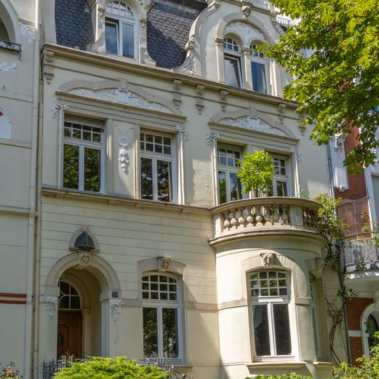 Bismarckstraße 20