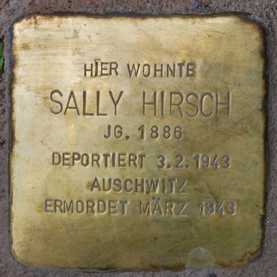 Stolperstein en memoria de Sally Hirsch
