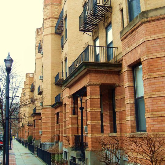 Buildings at 1200-1206 Washington Street