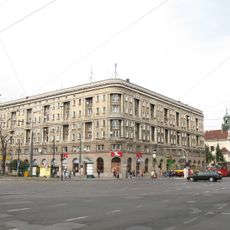 82 Aleja Solidarności in Warsaw