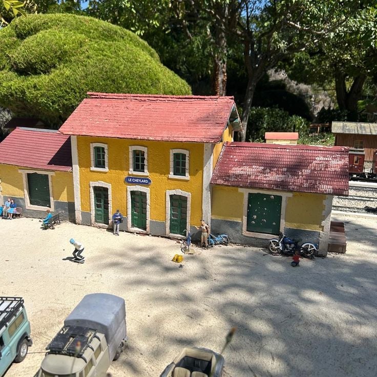 Ardèche miniatures