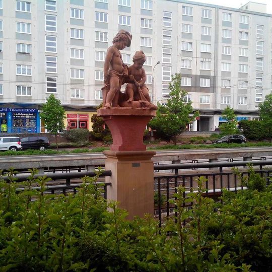 Socha alegorie rybářství a lesnictví v Chomutově