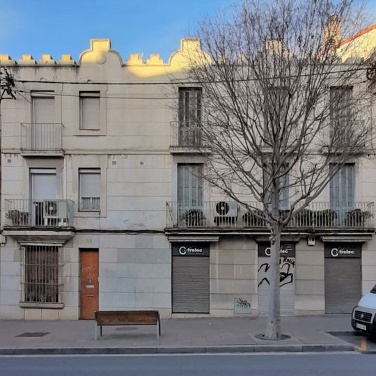 House in carretera Laureà Miró, 113-115