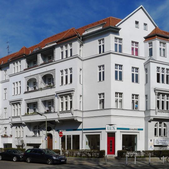 Ensemble Mietshäuser Südwestkorso 11-12A, 65-69, Deidesheimer Straße 1-1A, 29, Offenbacher Straße 30, Stubenrauchstraße 46-47, Taunusstraße 10