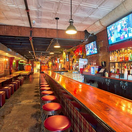 H Street Country Club