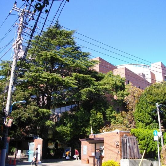 Meijiro Kenshin Junior and Senior High School