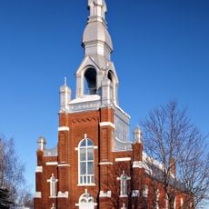 Noyau institutionnel de Saint-Pierre-de-Véronne