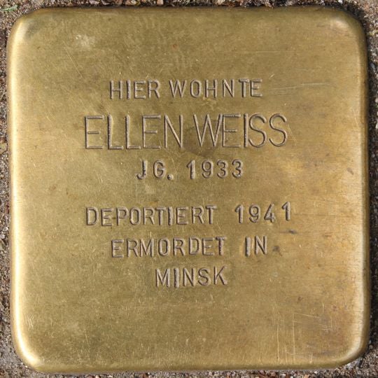 Stolperstein dedicated to Ellen Weiss