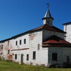 Церковь Честных даров (Происхождения Честных Древ Креста Господня) с кельями (Кий-остров в Онежской губе Белого моря)