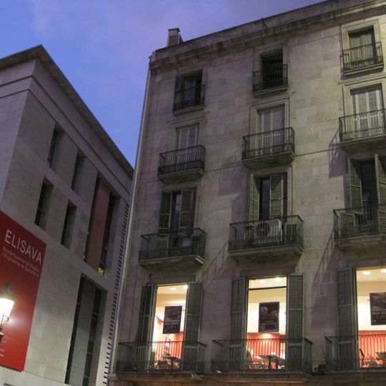 Edifici d'habitatges Rambla, 26