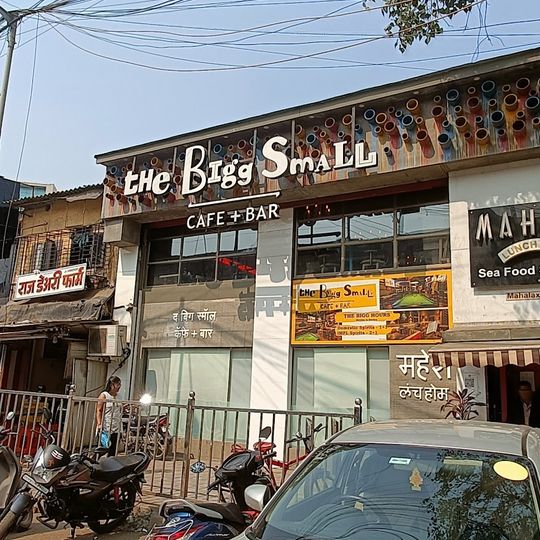 The Bigg Small Cafe + Bar