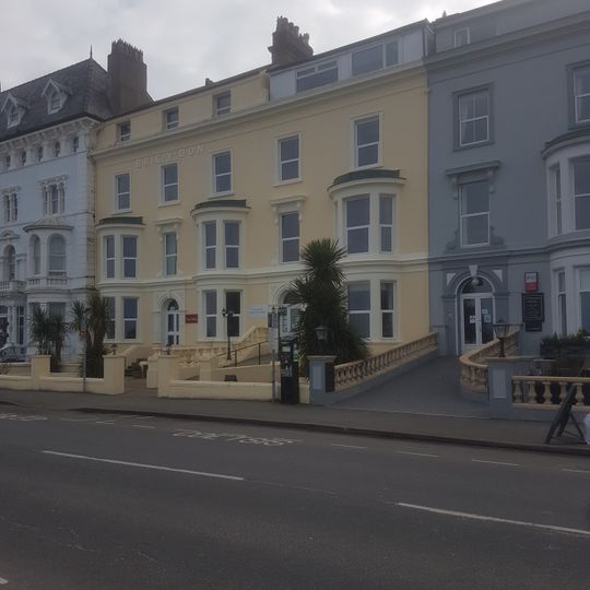 Brig-y-Don Hotel, 14 & 15 Gloddaeth Crescent