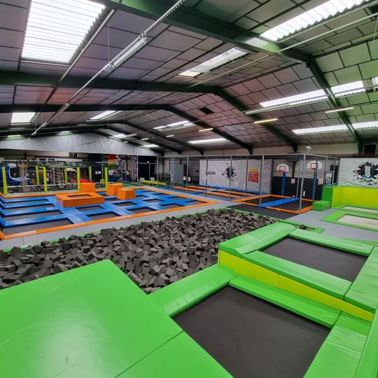 New Jump Saumur Trampoline Park