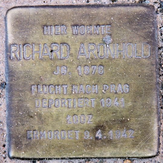 Stolperstein en memoria de Richard Aronhold
