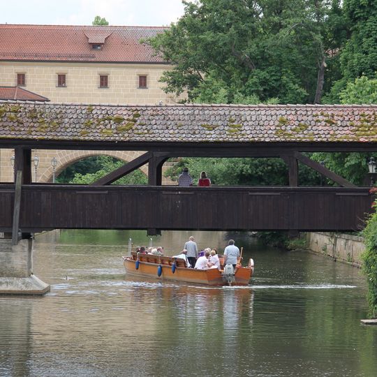 Schiffbrücke
