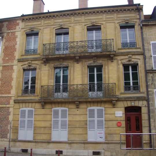 La Maison des Ailleurs