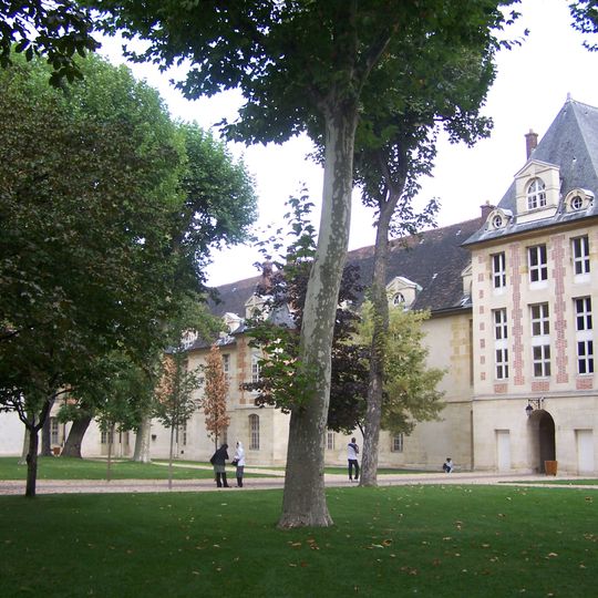 Hôpital Saint-Louis