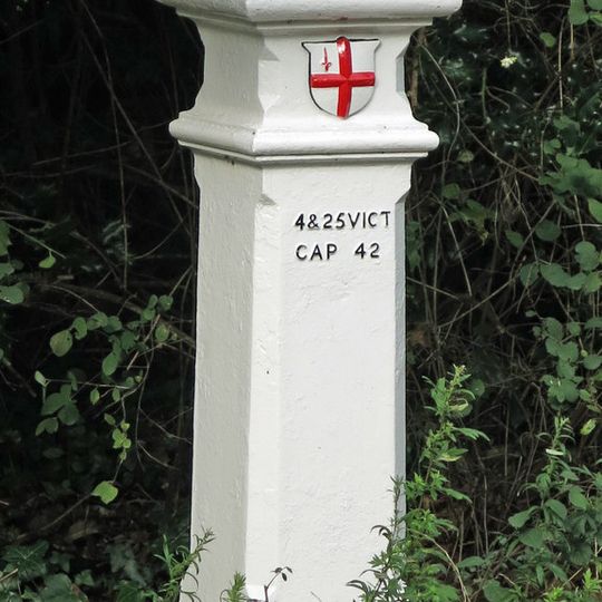 London Coal Duty Marker On County Boundary