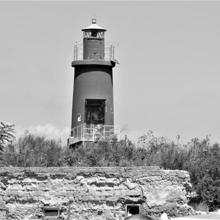 Fortino Tenaglia lighthouse