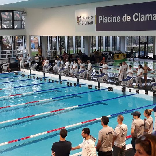 Piscine du Jardin Parisien