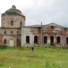 Церковь Всех Скорбящих с иконостасом (Трестна)