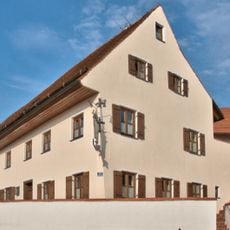 Wohn- und Geschäftshaus