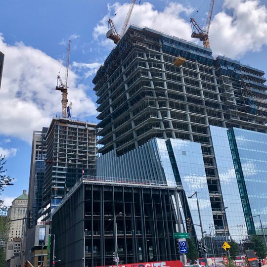 800 Saint-Jacques Street West