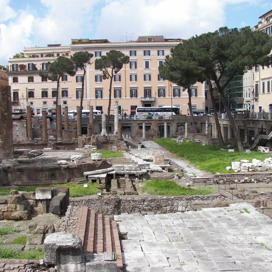 Largo di Torre Argentina