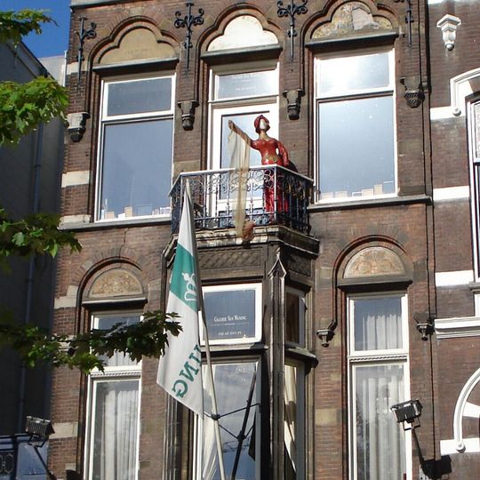 Herenhuis in Neo-Renaissance stijl met Neo-Gotische detaillering