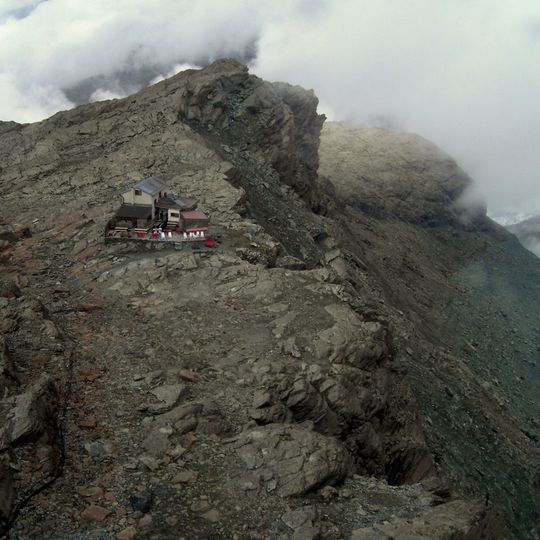 Gandegg Hut
