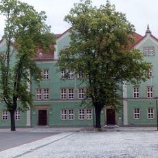 Schule am Schulplatz 1
