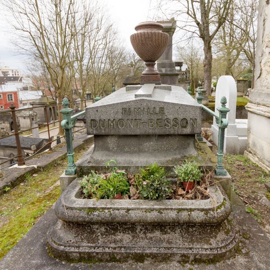 Grave of Dumont-Besson