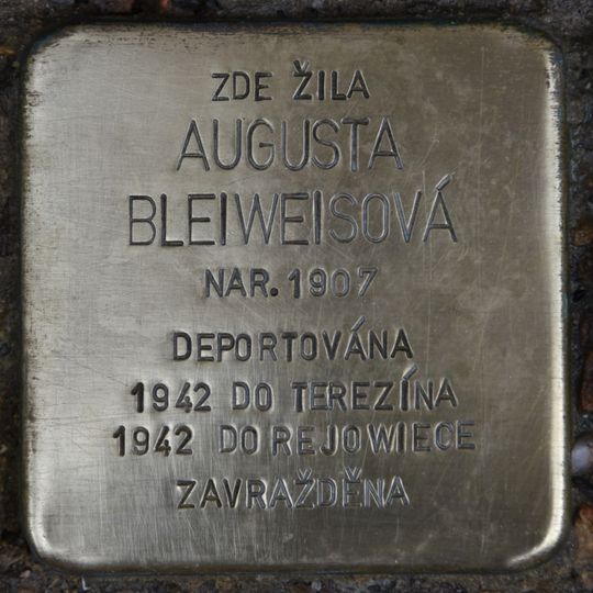 Stolperstein en memoria de Augusta Bleiweisová
