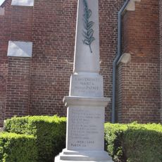 Monument aux morts de Roucourt