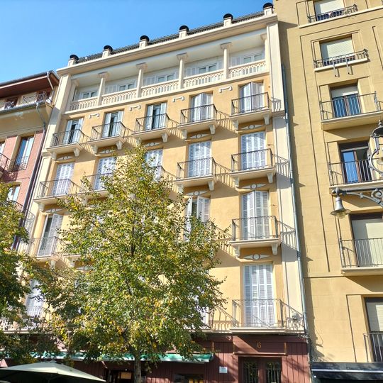 Paseo Sarasate, 06 - 08