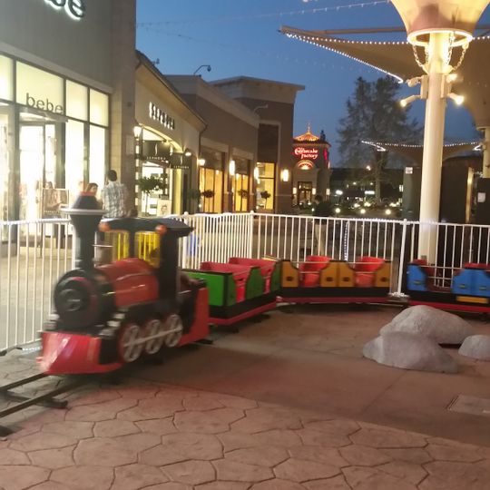 Fashion Fair Mall