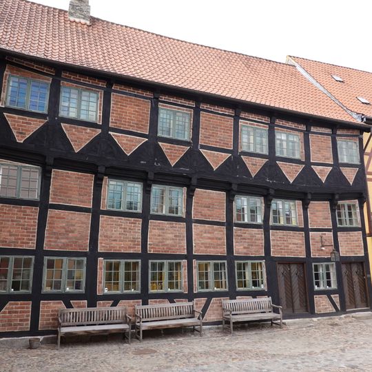 Oluf Bagers Mødrenegård