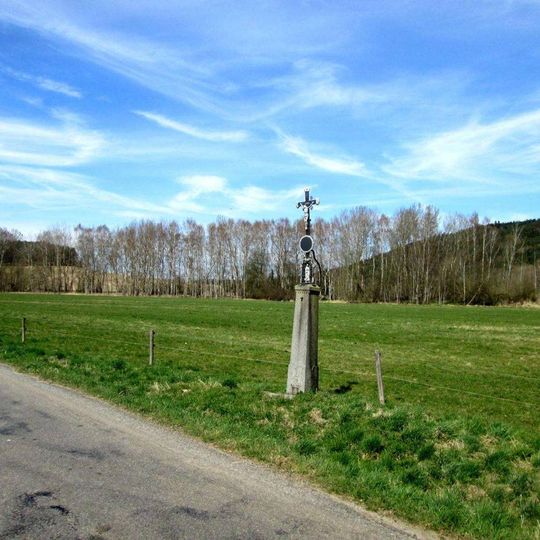 Kříž východně od Žichovic