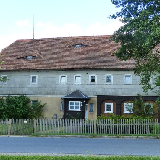 Hintere Dorfstraße 83