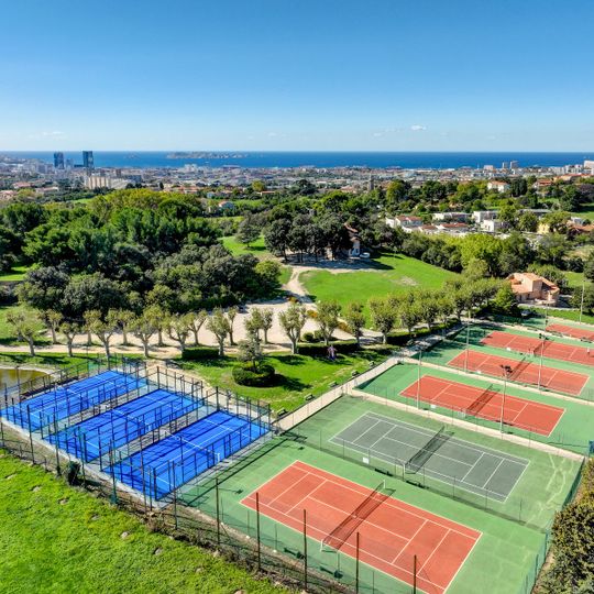 Tennis et golf de Tour Sainte