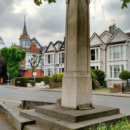 War Memorial to the Men of East and West Molesey