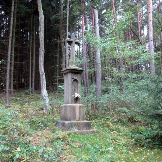 Kříž západně od Valchy