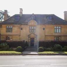 Medford House And Garden Walls