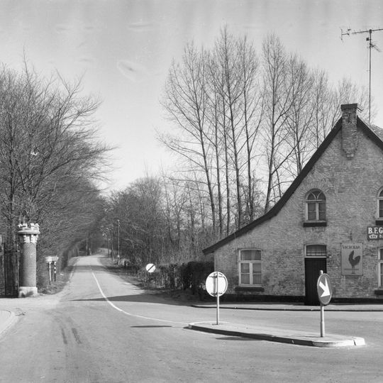 Kasteel Frymerson: westelijke toegangshek