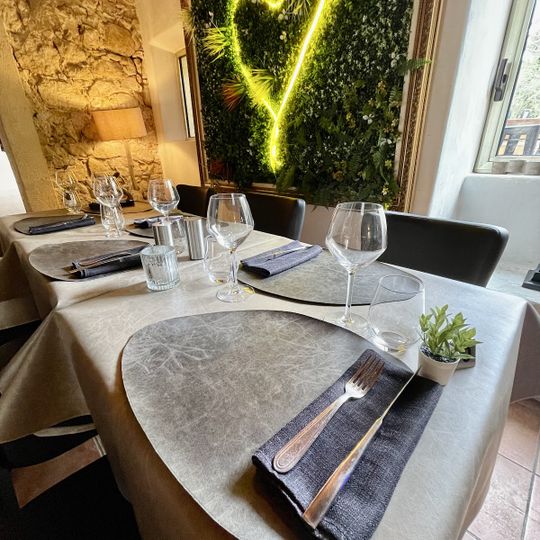 Restaurant Déjeunez Sous L'Arbre